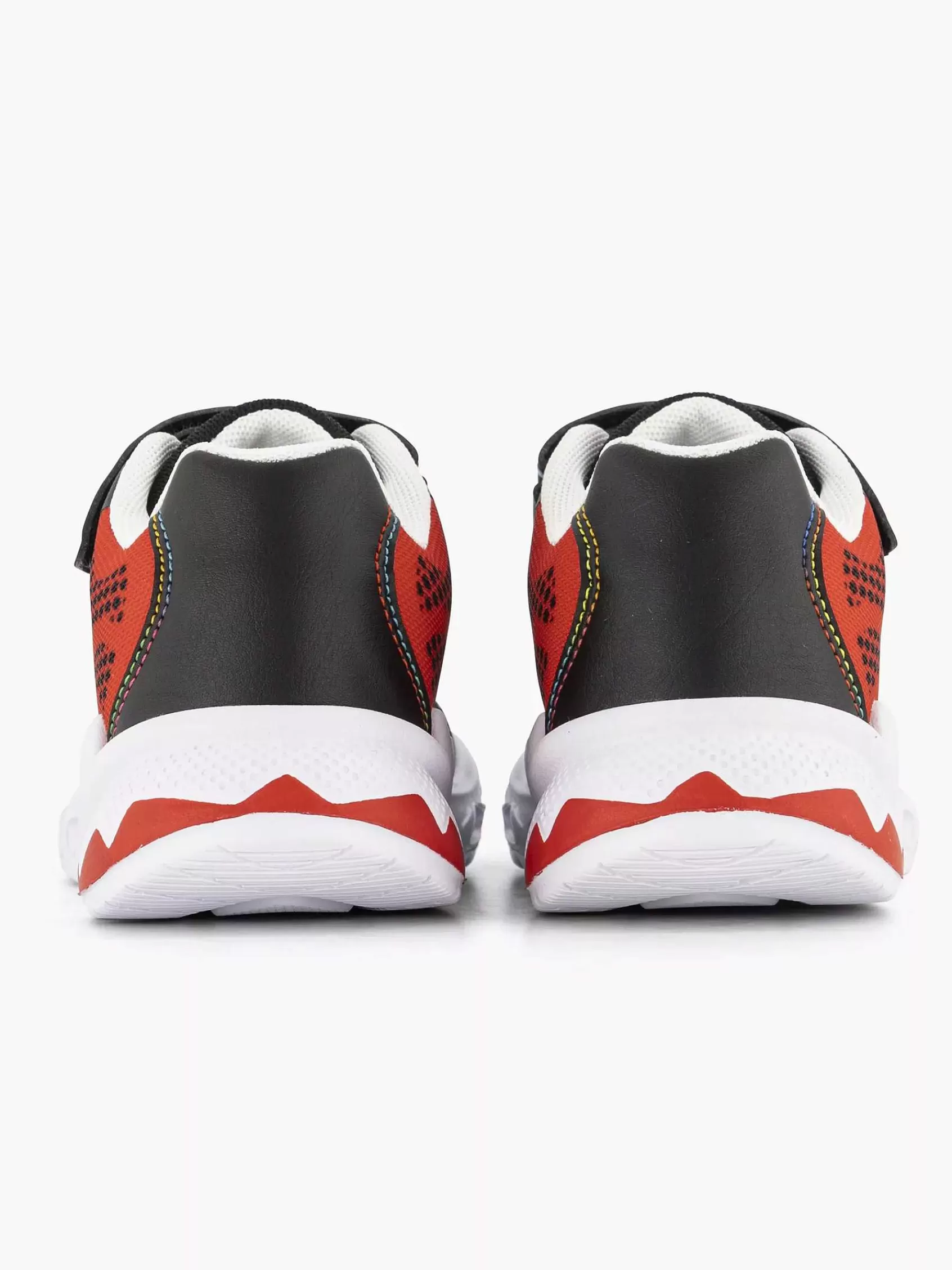 Hot Vty Schwarzer Sneaker